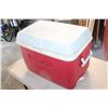 Image 1 : RUBBERMAID COOLER
