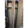 Image 2 : 6 FOOT TALL 2 LOCKER BANK