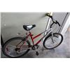 Image 1 : SILVER AND RED TRIUMPH BIKE