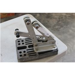 BOAT MOTOR MOUNT