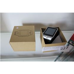 NEW PREMIUM SMART WATCH IN SILVER