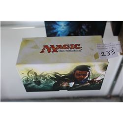 BOX OF ASSORTED MAGIC THE GATHERING CARDS
