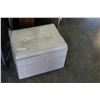 Image 1 : RECORD HASSOCK WITH CONTENTS