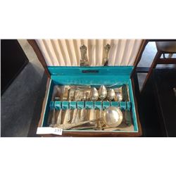 COMMUNITY FLATWARE IN CASE