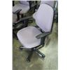 Image 2 : ROLLING GAS LIFT OFFICE ARMCHAIR