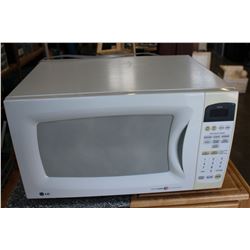 LG INTELLIWAVE MICROWAVE
