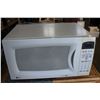 Image 1 : LG INTELLIWAVE MICROWAVE