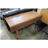 Image 1 : MAPLE DROPLEAF TABLE