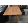 Image 3 : MAPLE DROPLEAF TABLE