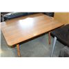 Image 4 : MAPLE DROPLEAF TABLE