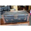 Image 1 : LEATHER TRUNK AS IS