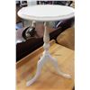 Image 1 : WHITE PAINTED PARLOUR TABLE