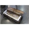 Image 2 : WOOD TRUNK