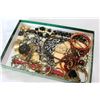 Image 1 : TRAY OF ESTATE JEWELLRY