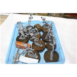 TRAY OF METAL FIGURES