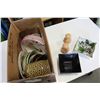 Image 1 : BOX OF SMALL DISHES