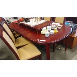 MAHOGANY FINISH DINING TABLE WITH 2 LEAFS AND 6 CHAIRS
