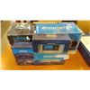 Image 1 : NEW OVERSTOCK SIRIUS SPORTSTER 4 W/BOOMBOX AND UNIVERSAL VEHICLE KIT