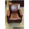 Image 2 : STUDDED LEATHER CHAIR