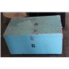 Image 1 : BLUE WOOD TRUNK