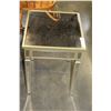 Image 2 : NEW HOME ELEGANCE MIRRORED END TABLE