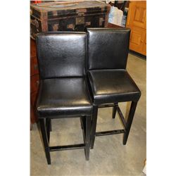 2 BLACK LEATHER BARSTOOLS