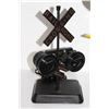 Image 2 : SALT LAMP AIRPLANE LAMP AND RAILROAD CROSSING LAMP