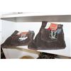 Image 1 : 2 PAIRS OF NEW LEVI PANTS 34 32