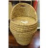 Image 2 : WOVEN BASKET CHAIR