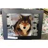 Image 2 : DECORATIVE FRAMED MIRROR AND HOLOGRAPHIC WOLF PICTURE