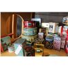 Image 2 : SHELF OF COLLECTIBLE TINS