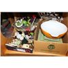 Image 2 : PYREX BOWL PIER ONE IMPORTS DISHES AND VASES