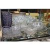 Image 2 : SHELF LOT OF ESTATE CRSTAL PIECES