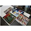 Image 1 : LOT OF HOCKEY CARDS ETC
