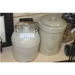 ONE GALLON CROCK WITH LID AND BALE HANDLED CROCK