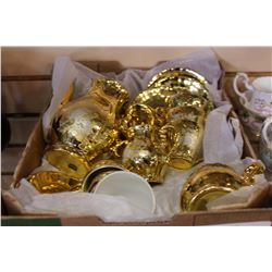 GOLD COLORED TEASET