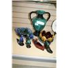 Image 1 : BLUE MOUNTAIN POTTERY VASE AND ORNAMENTS