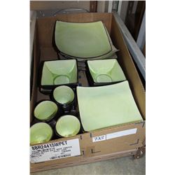SET OF DISHES