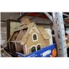 Image 1 : TRAY OF DOLL HOUSES AND VINTAGE PRINTS