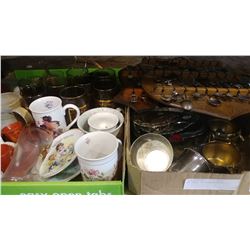 TWO TRAYS OF COLLECTIBLES