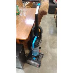 BISSEL POWER FORCE BAGLESS VACCUM