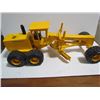 Image 1 : Ertl Metal John Deere 772B Grator 24"