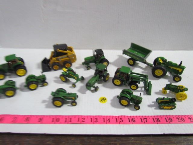 john deere miniature toys