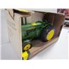 Image 2 : Ertyl 1/16 John Deere-"AR" 1949 Model Tractor Toy