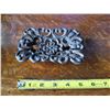 Image 1 : Cast Iron Flowered Soap Dish