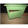 Image 4 : Wash stand w Harp - painted green