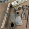Image 2 : Lot of Vintage Tools and Weights