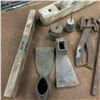 Image 2 : Lot of Vintage Tools and Weights