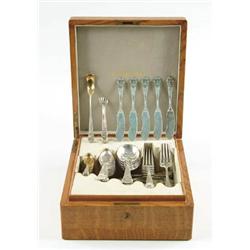 Lot# 27  OUTSTANDING CASED 70-PIECE STERLING FLATWARE SET BY TOWLE IN THE GEORGIAN PATTERN.  
