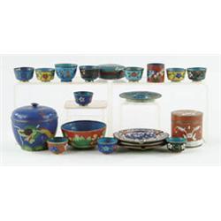 Lot# 88  LOT OF TWENTY-ONE PIECES OF ORIENTAL CLOISONNÉ.  